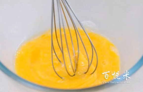 蛋撻液加點(diǎn)巧克力,能有不一樣的感覺,家人小孩都愛吃